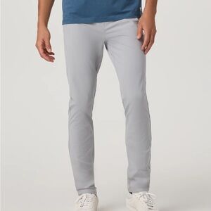 Vuori Meta Pant Athletic Slim Fit Size 36x28 in Sea Fog Gray Performance